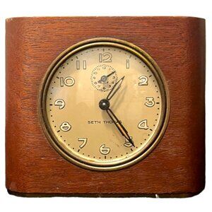 Elevate your Workspace with this Seth Thomas Vintage Desk Clock